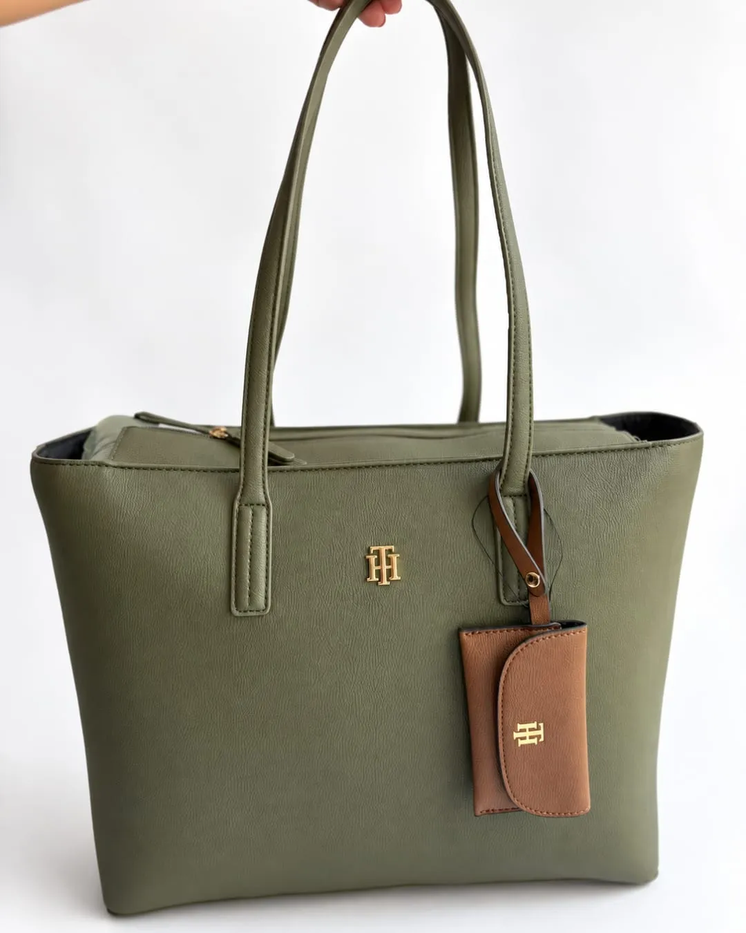 Tote Tommy Hilfiger verde olivo con monedero a juego