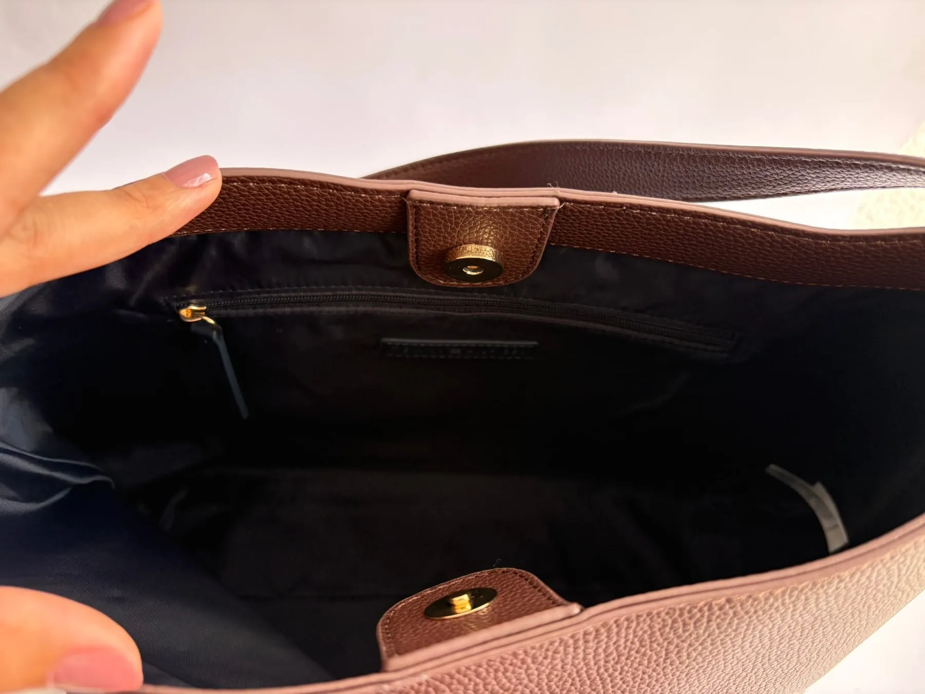 Tommy Hilfiger Brown Shoulder Bag, foto 3